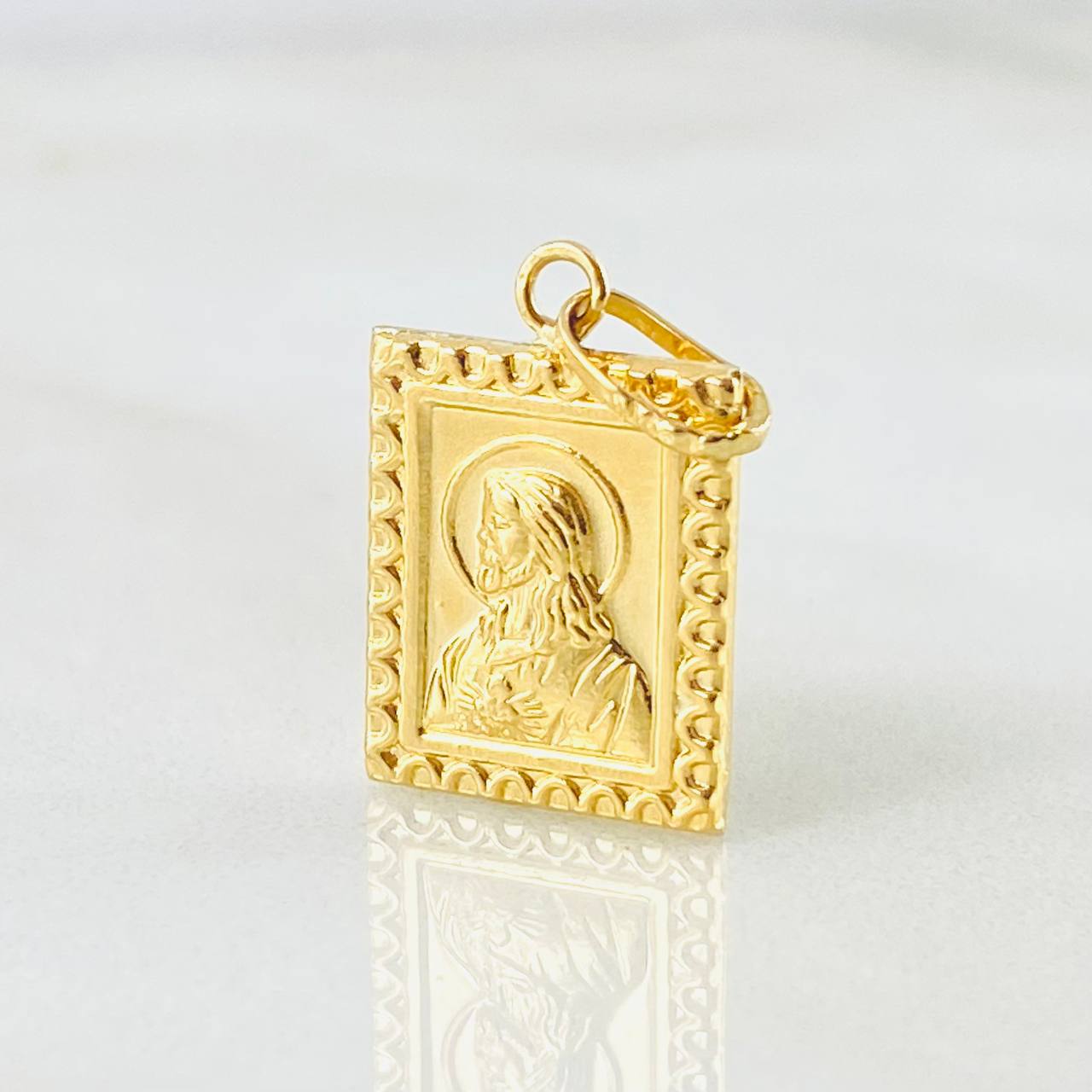Dije Placa Doble Faz 0.8gr / 2.1cm / Oro Amarillo 18K