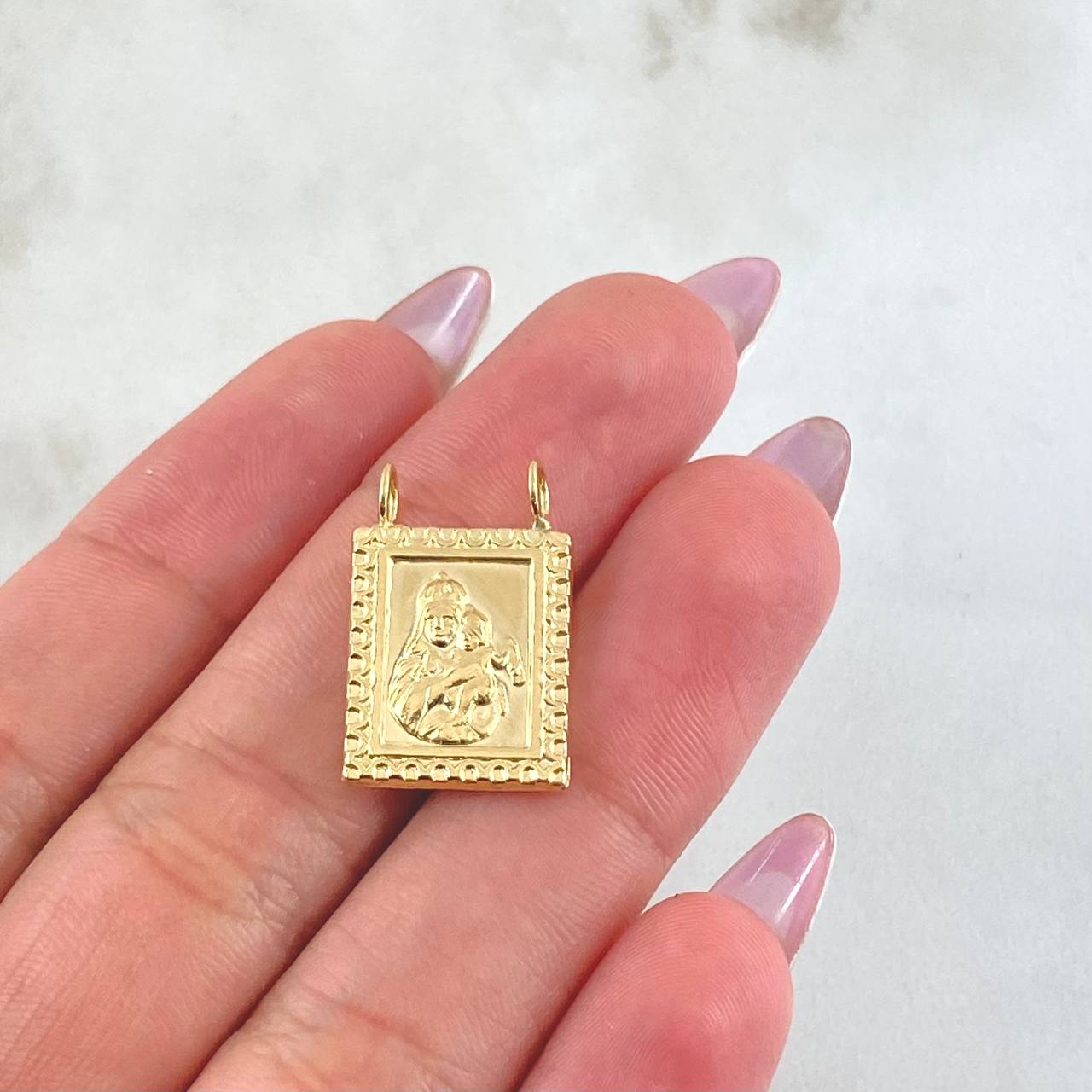 Dije Escapulario Doble Faz 1.4gr / 2cm / Oro Amarillo 18K *