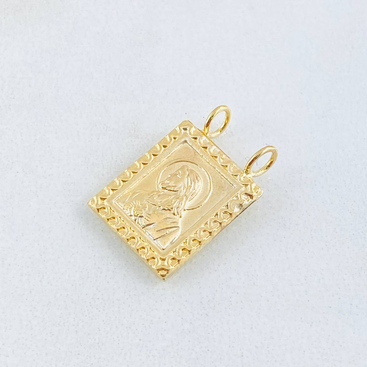 Dije Escapulario Doble Faz 0.85gr / 1.7cm / Oro Amarillo 18K