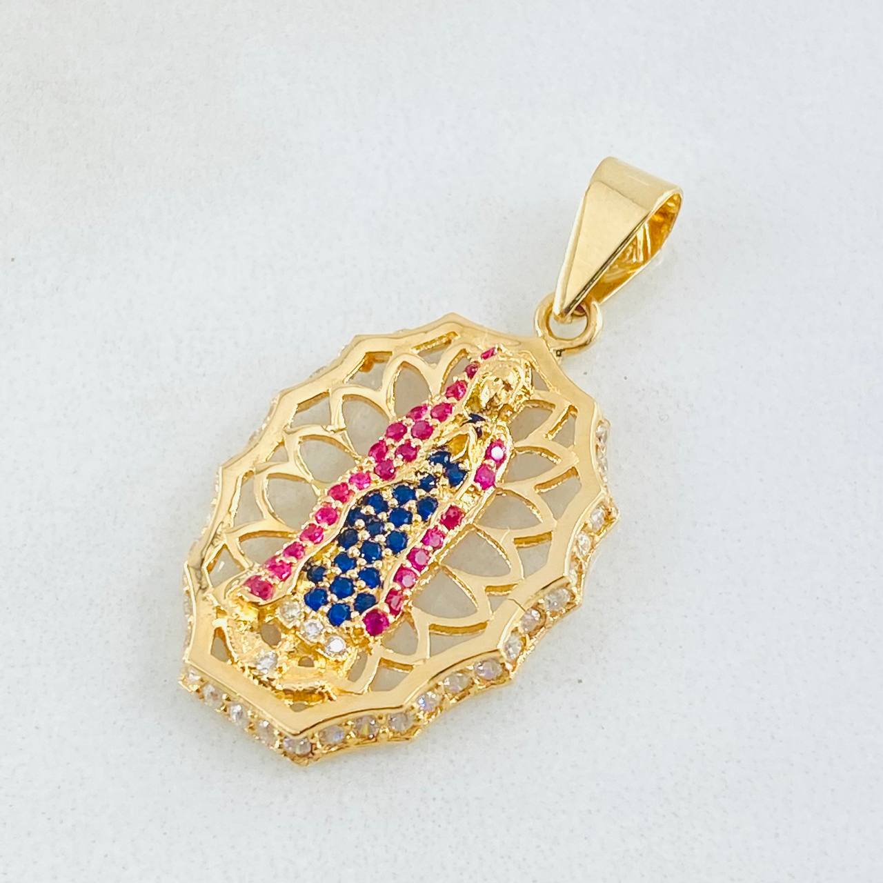 Dije Virgen Guadalupe 3.7gr / 3.3cm / Oro Amarillo 18K