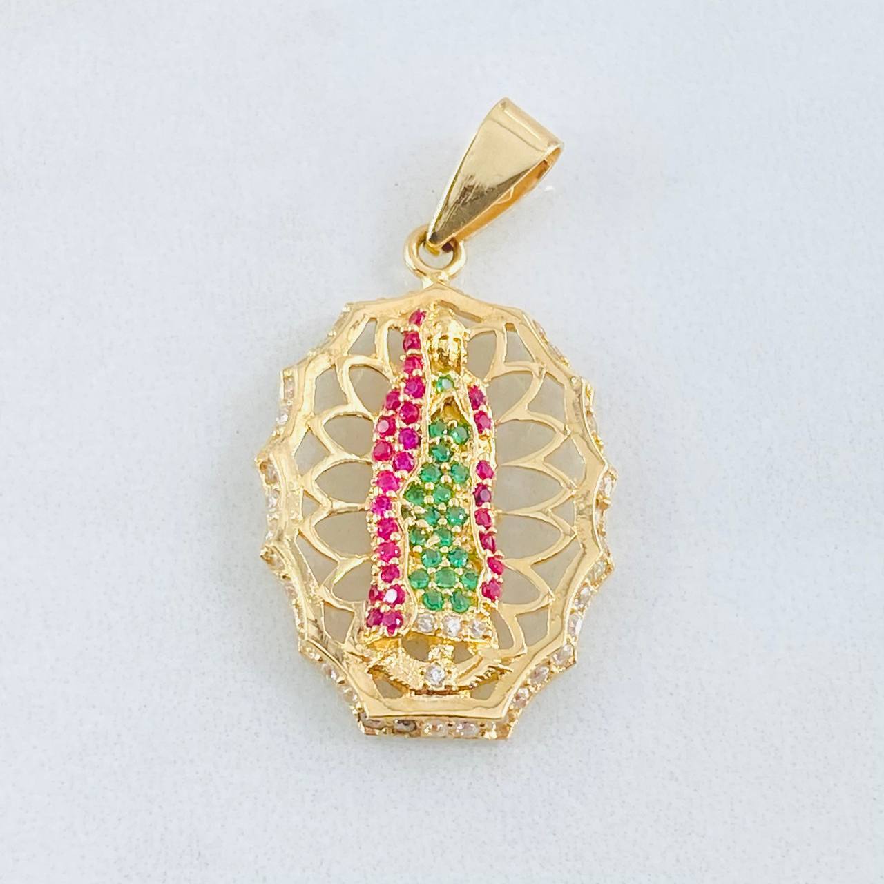 Dije Virgen Guadalupe 3.55gr / 3.3cm / Oro Amarillo 18K