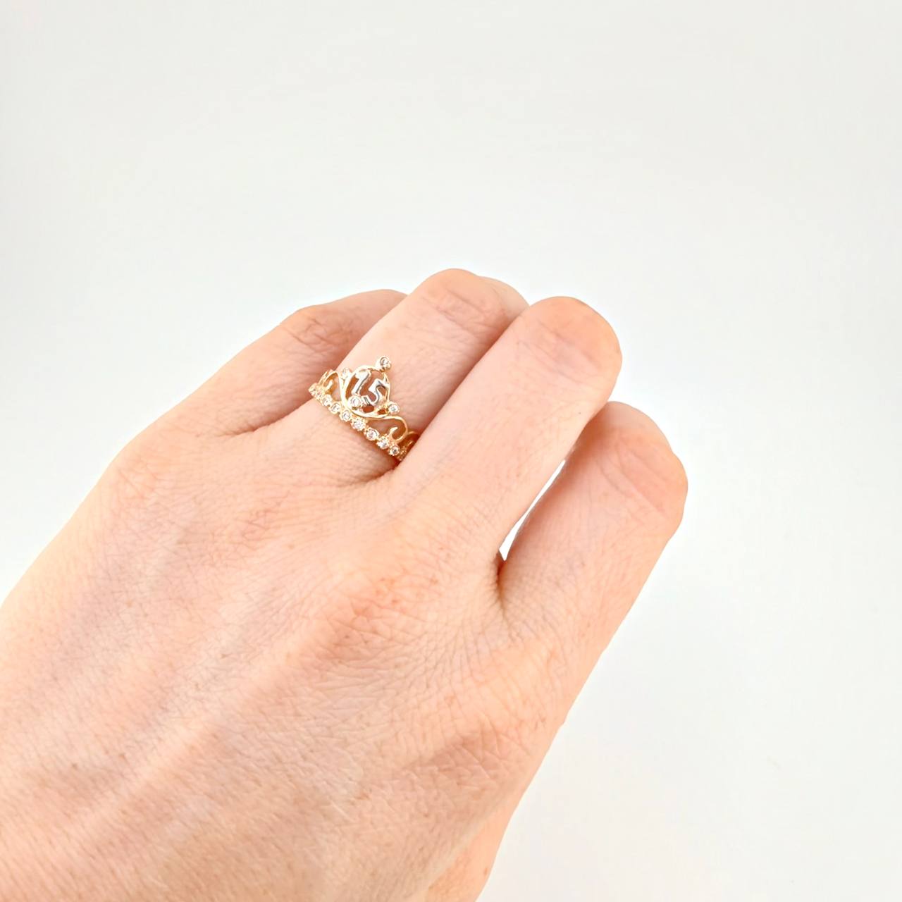Anillo 15´S 2.6 g / T6 Oro Amarillo 18K