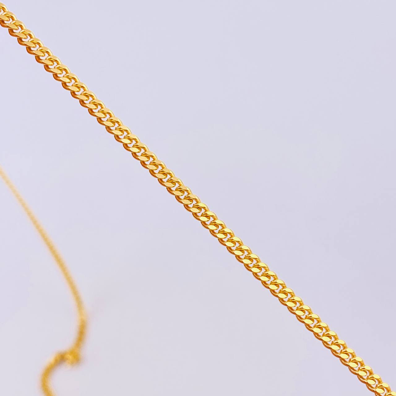 Cadena Cubana 10.85 g / 60.9 cm / 2.14 mm Oro Amarillo 18K