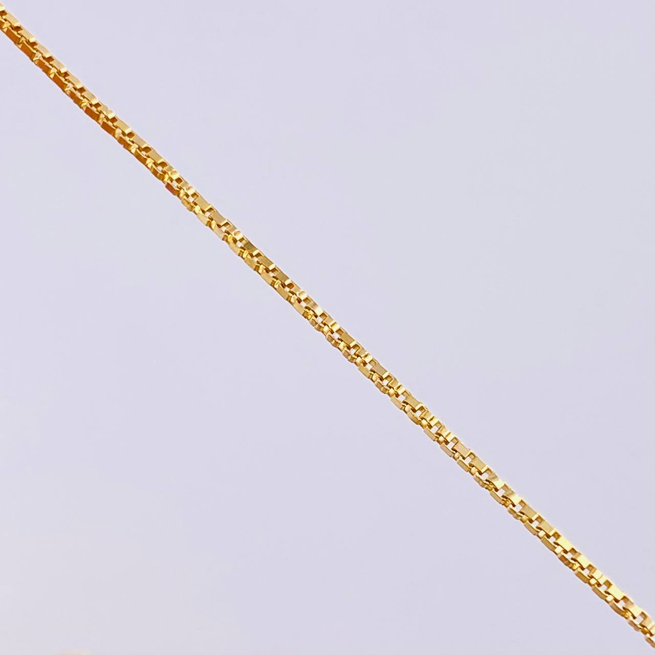 Cadena Veneciana 3.4 g / 60.7 cm / 0.9 mm Oro Amarillo 18K