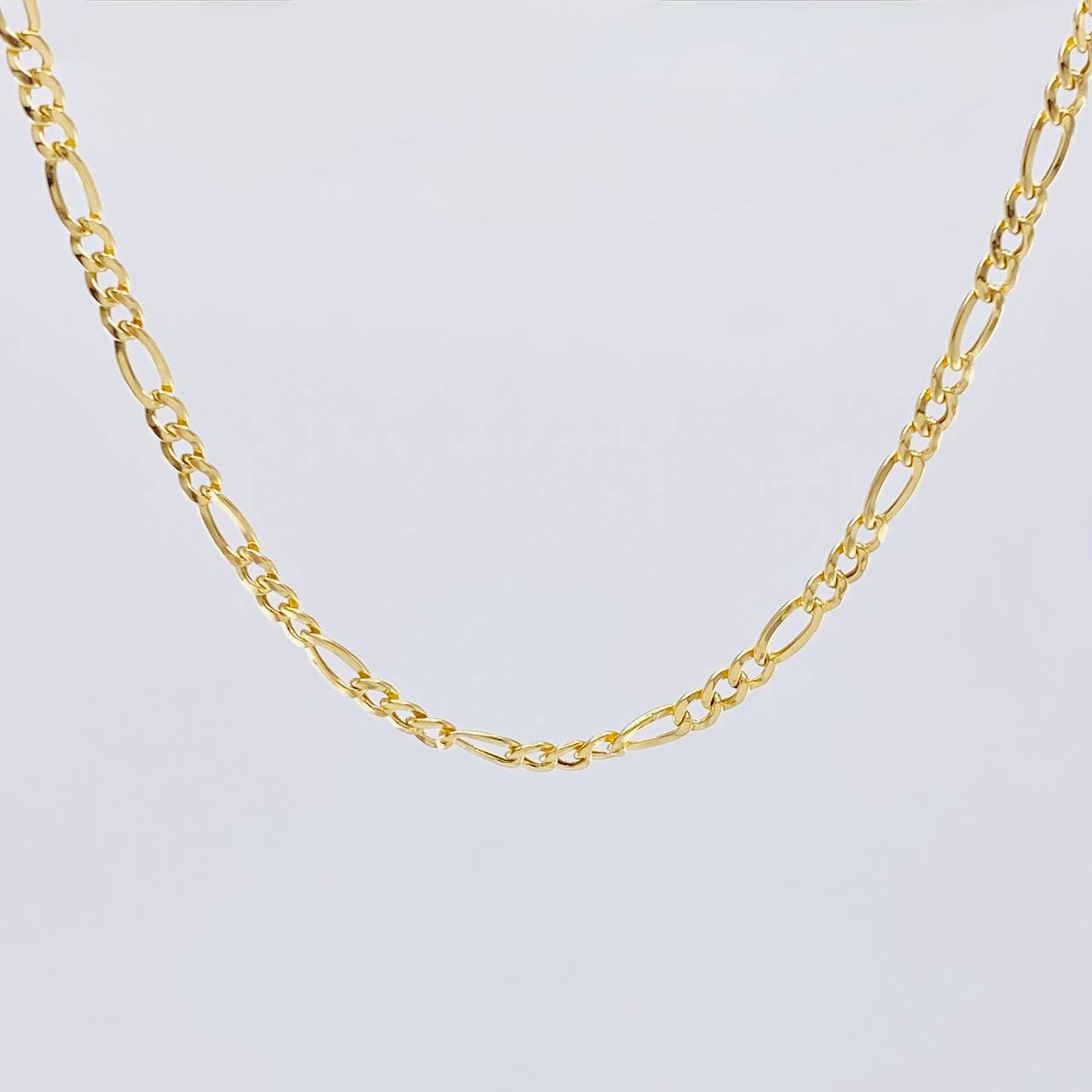 Cadena Figaro 2.2 g / 45.7 cm / 2.6 mm Oro Amarillo 18K