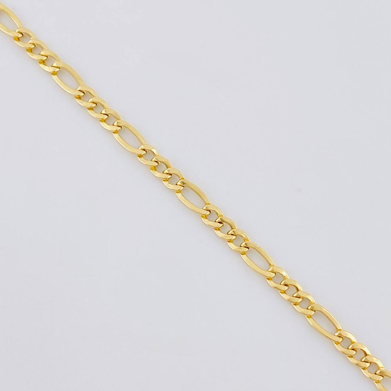Cadena Figaro 2.6g / 60cm / 2.3mm Oro Amarillo 18K