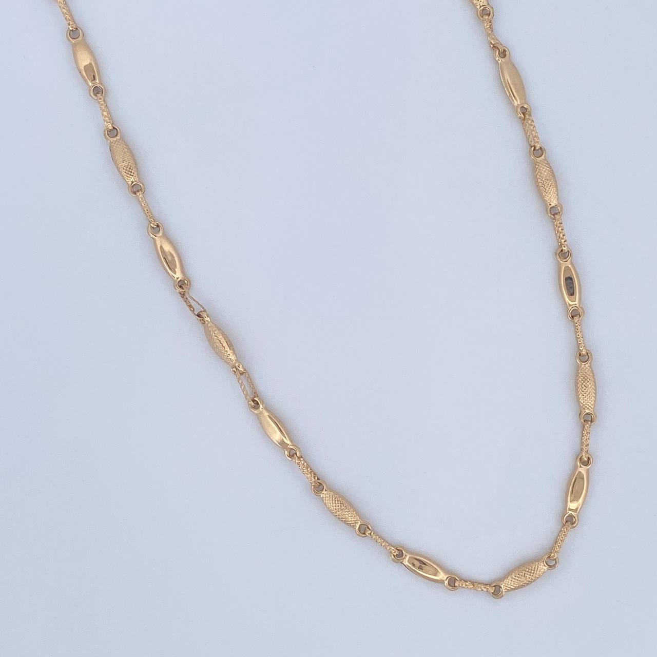 Cadena Rustica Capullo 8.65gr / 60.5cm / Oro 18K $