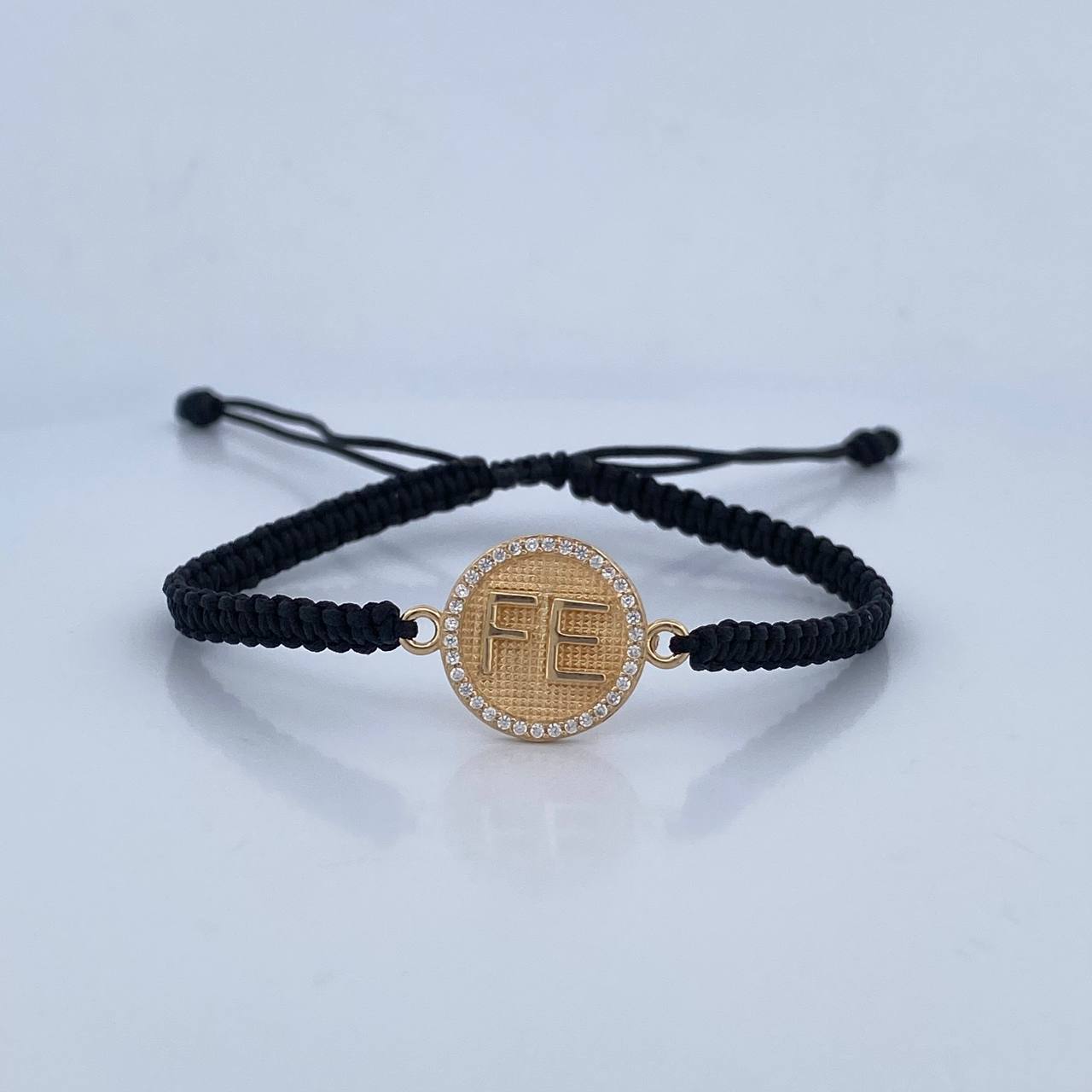 Pulsera Negra Fe 1.95gr / Oro 18K $