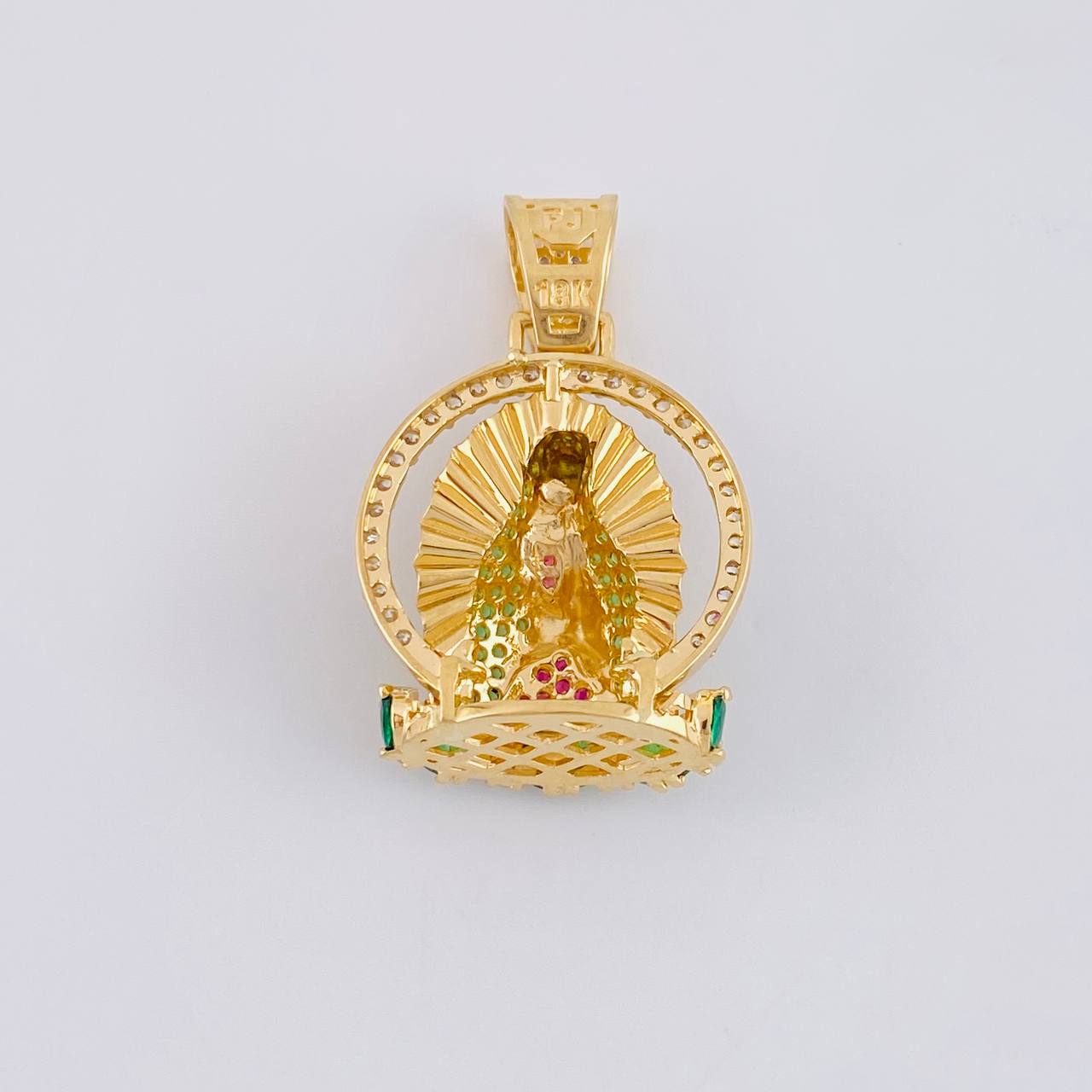 Dije Virgen de Guadalupe en Relieve 7.05g / 3cm Oro Amarillo 18K
