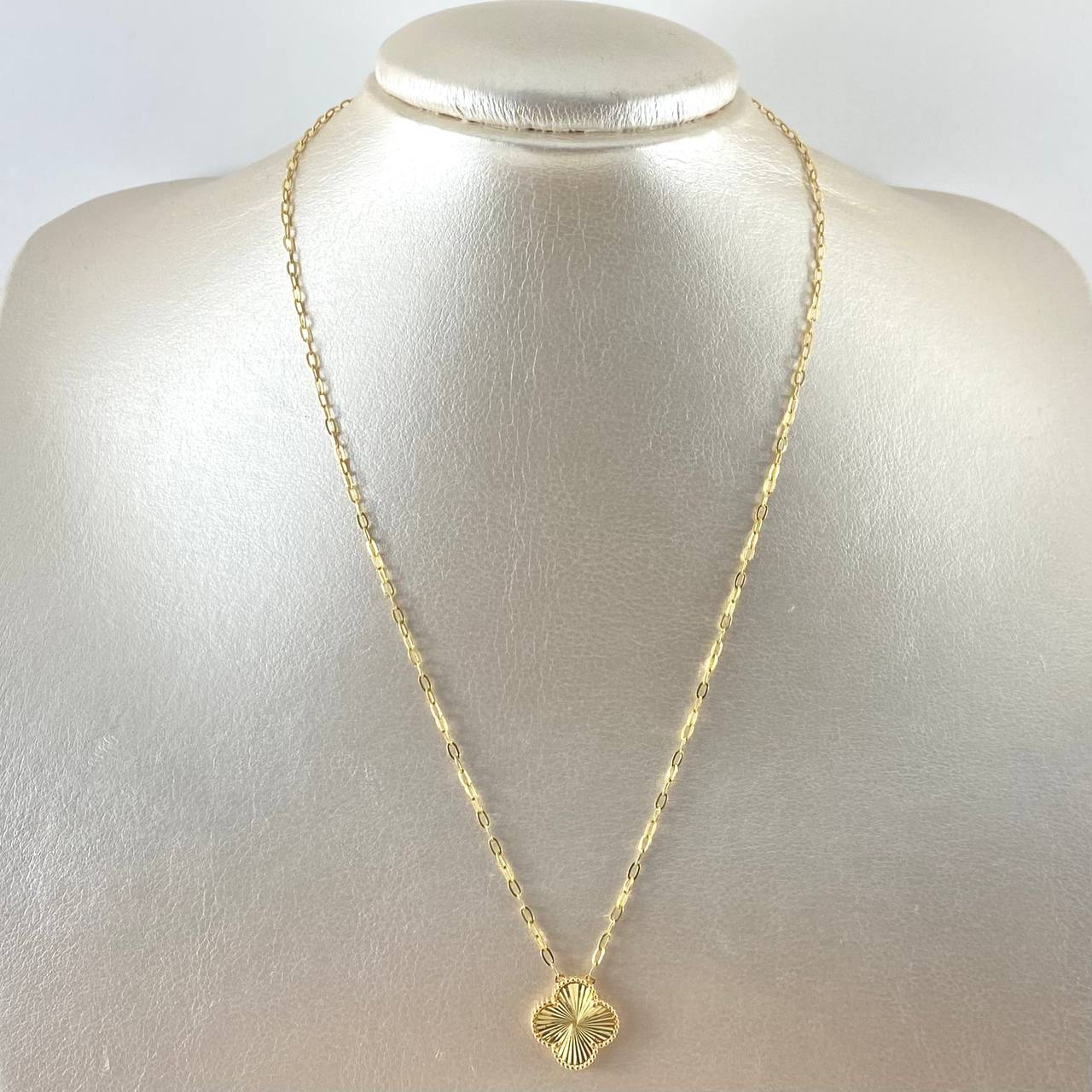 Cadena Aro Seguido Treból VCyA 4.6gr / 50cm / 1.8mm Diamantado Punteado Oro Amarillo Nac.Esp. 18K *