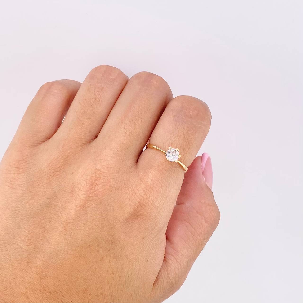 Anillo Solitario Piedra Central 1.5g / T6 3/4 Oro Amarillo 18K