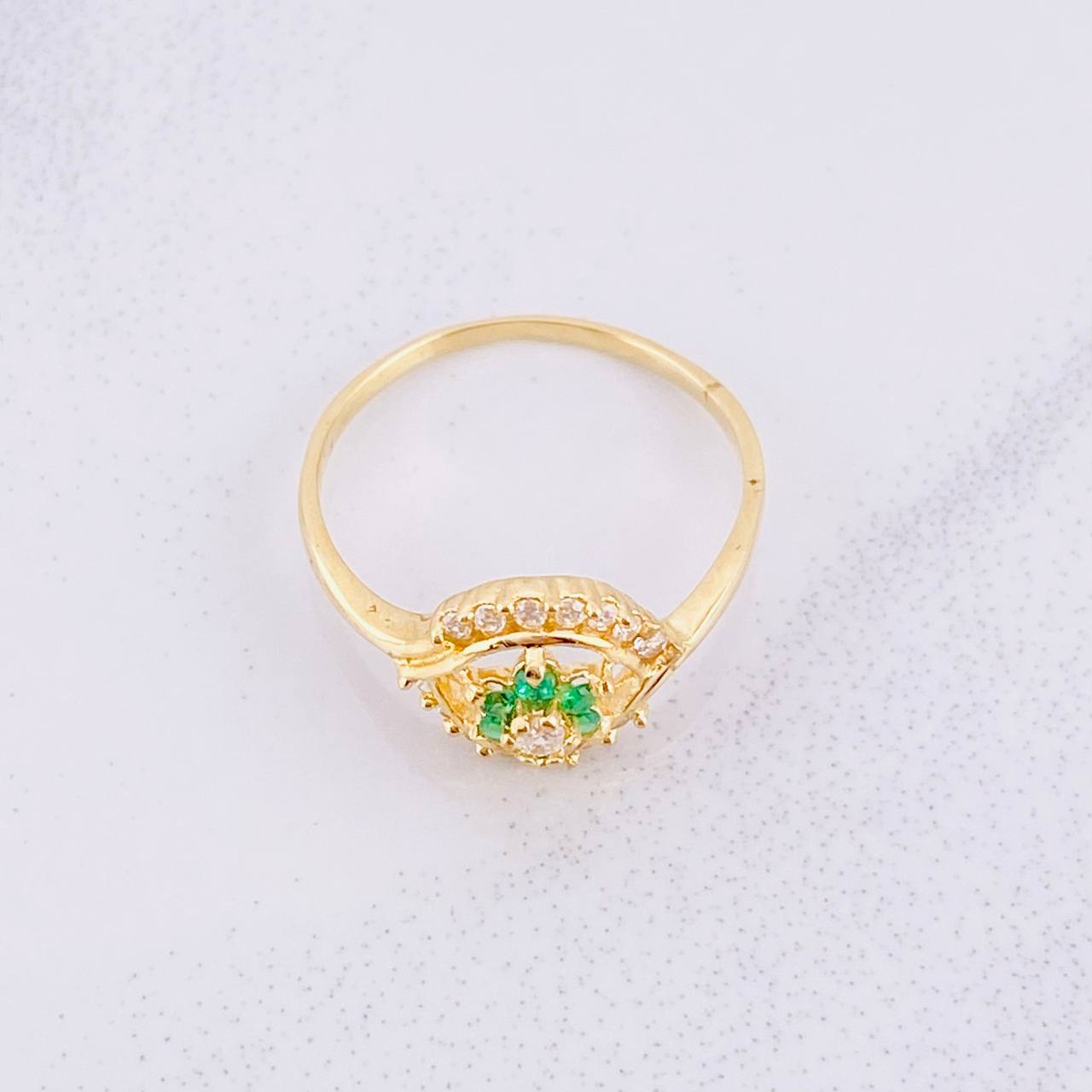 Anillo Ojo Flor 2.3g / T7 1/4 Oro Amarillo 18K