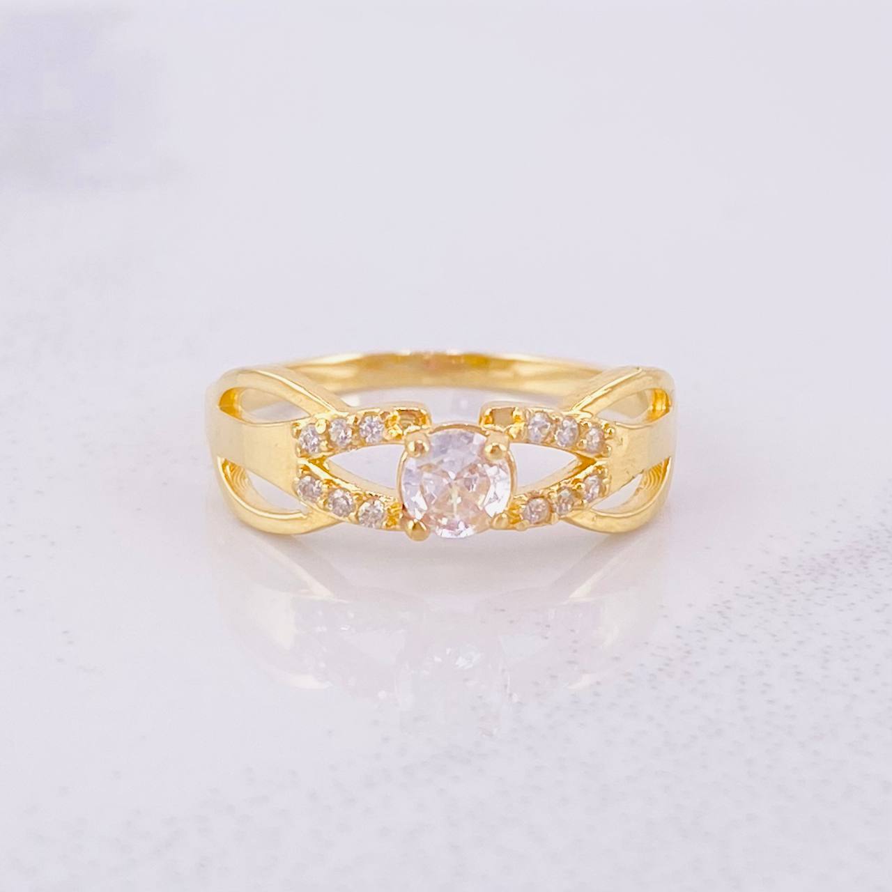 Anillo Solitario Unión 2.3g / T6 1/4 Oro Amarillo 18K
