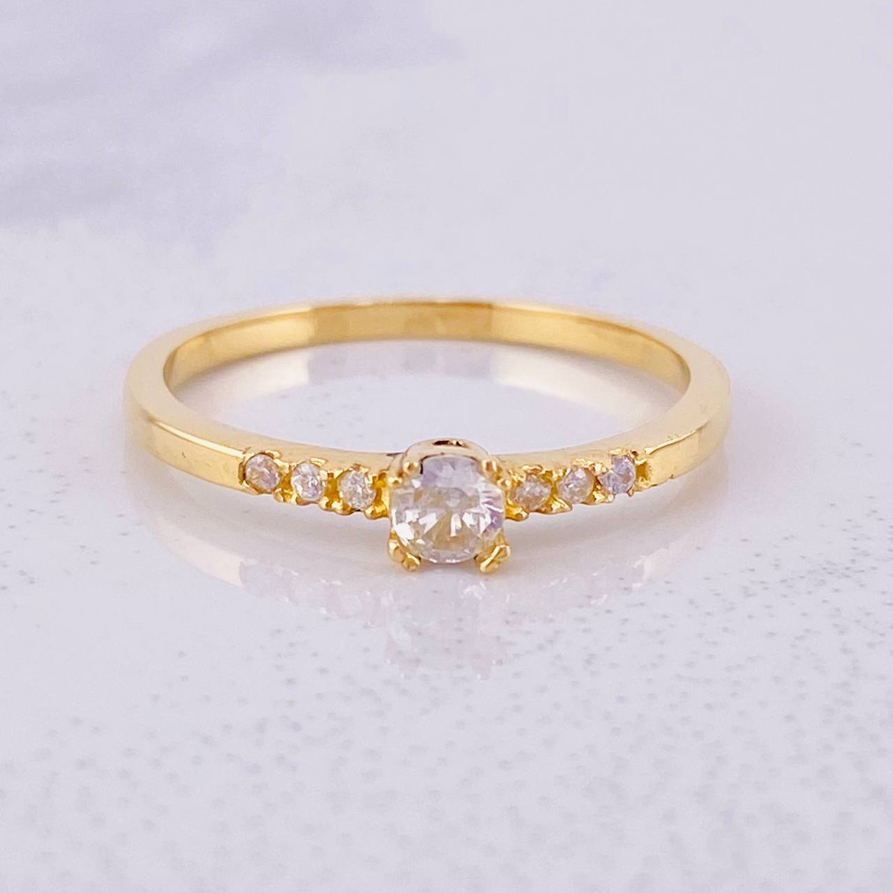 Anillo Solitario Dulzura 2.15g / T7 3/4 Oro Amarillo 18K