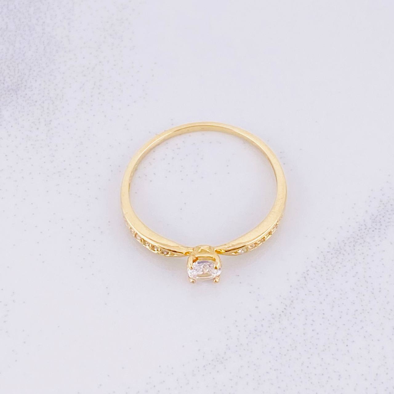 Anillo Solitario 1.4g / T6 1/4 Oro Amarillo 18K