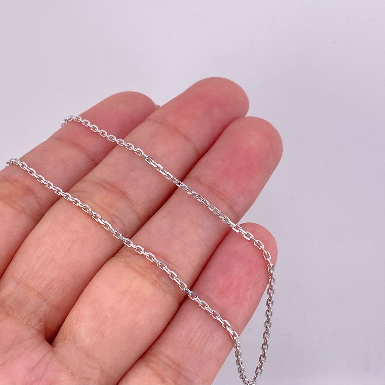Cadena Aro Seguido 3.65g / 45cm / 1.5mm Oro Blanco 18K