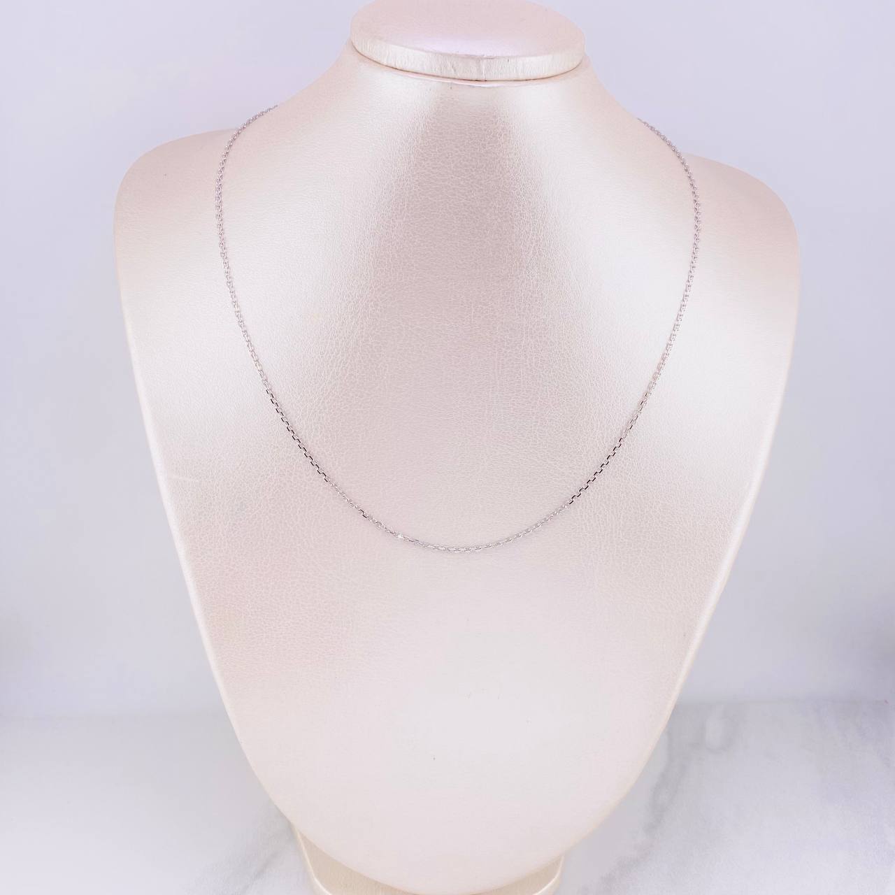 Cadena Aro Seguido 3.65g / 45cm / 1.5mm Oro Blanco 18K