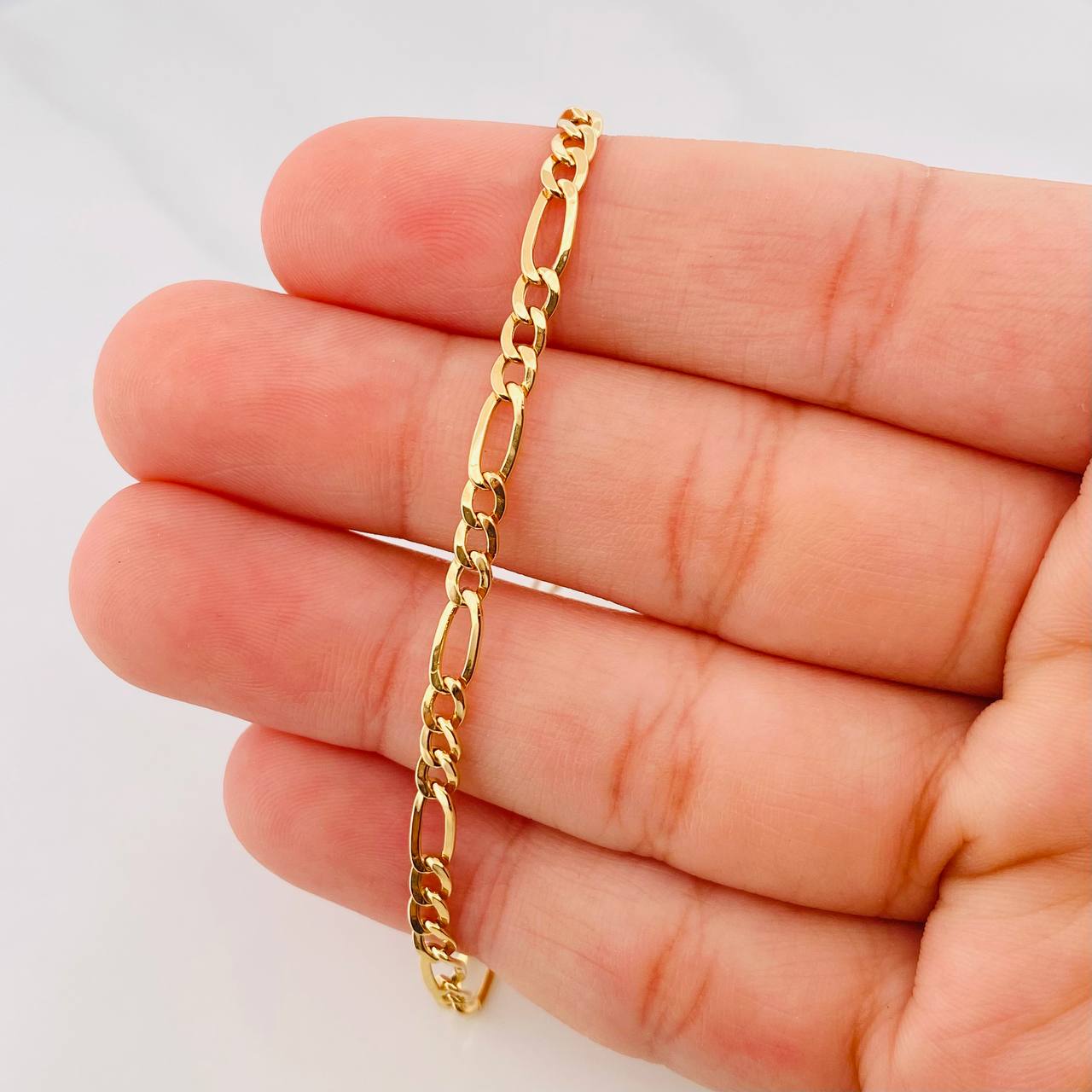 Pulso Figaro 1.6g / 19.5cm / 3.33mm Oro Amarillo 18K