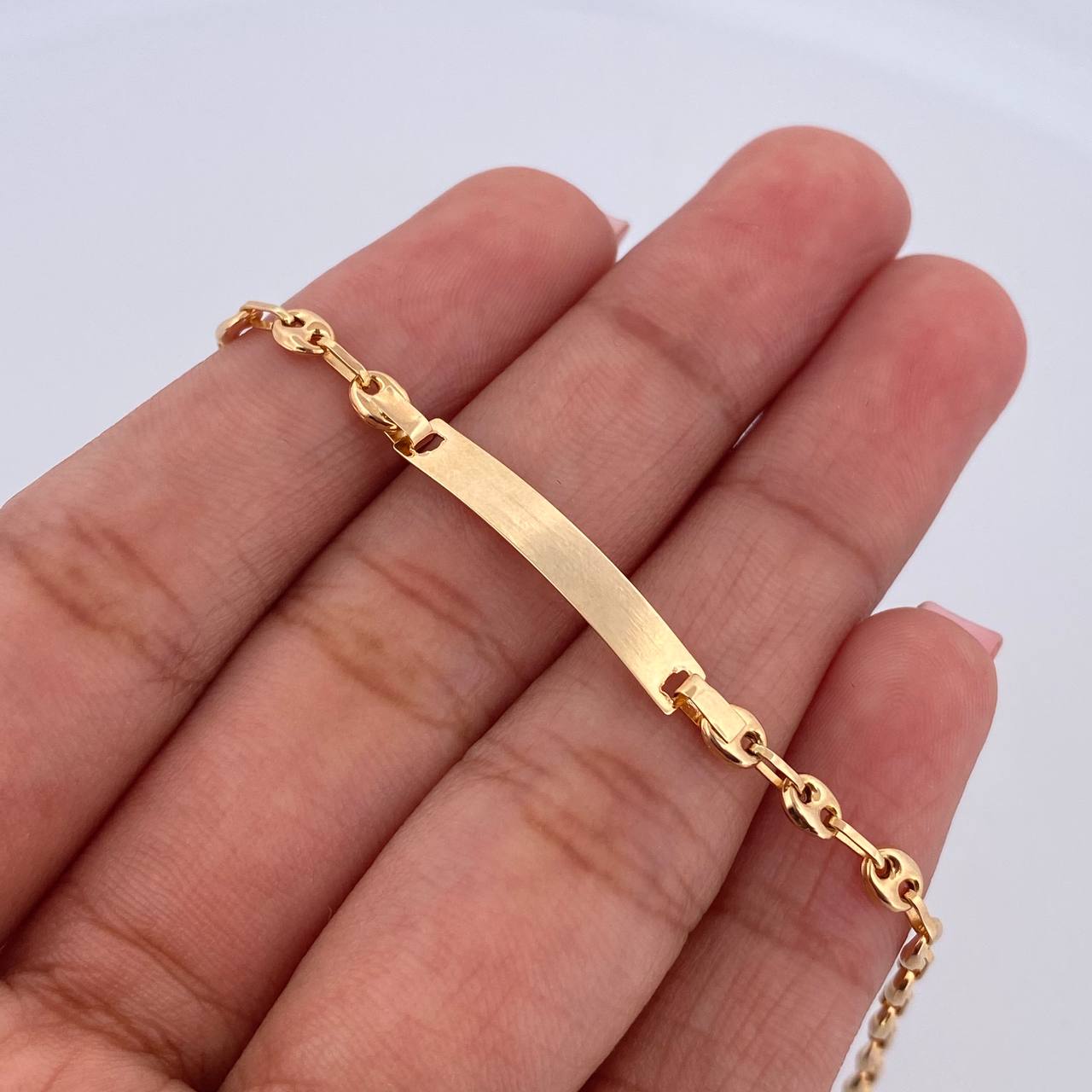 Pulso Bebé GC 1.95gr / 15cm / 3.3mm Placa Rectangular Curva Oro Amarillo 18K &