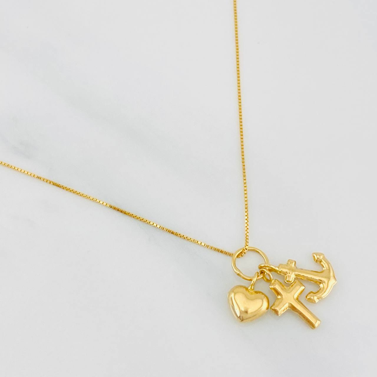Set Cadena Veneciana + Dije Tres Gracias / 1.75g / 50cm Oro Amarillo 18K