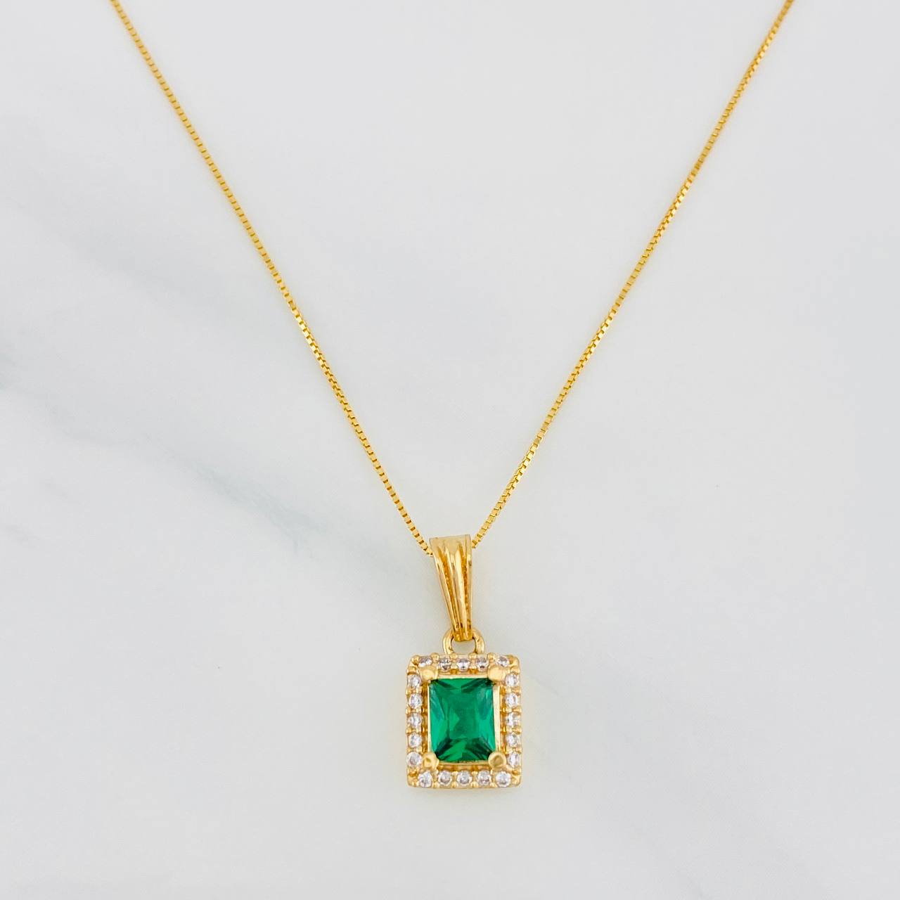 Set Cadena Veneciana + Dije Halo Cuadrado / 2.5g / 50cm Oro Amarillo 18K