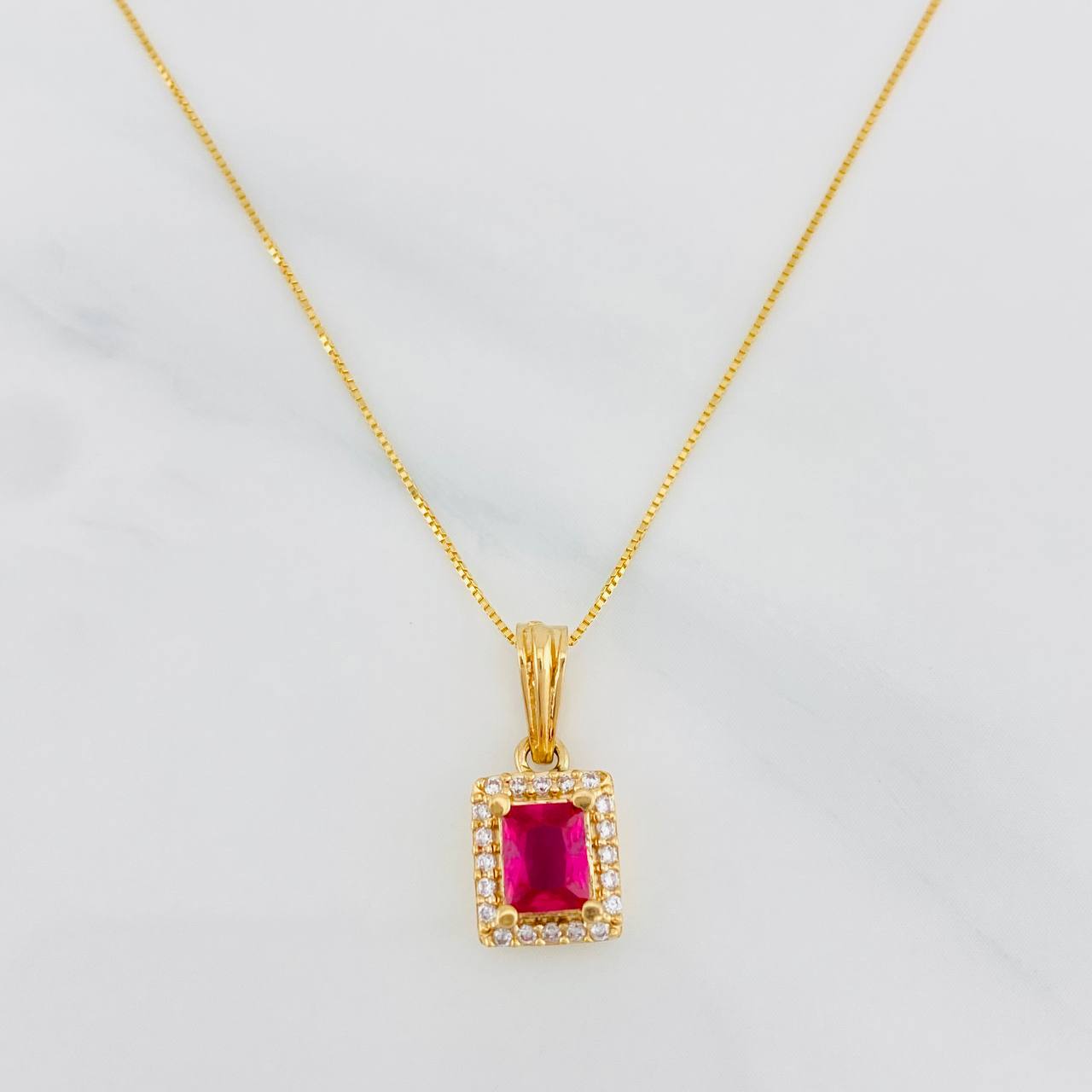 Set Cadena Veneciana + Dije Halo Cuadrado / 2.45g / 50cm Oro Amarillo 18K