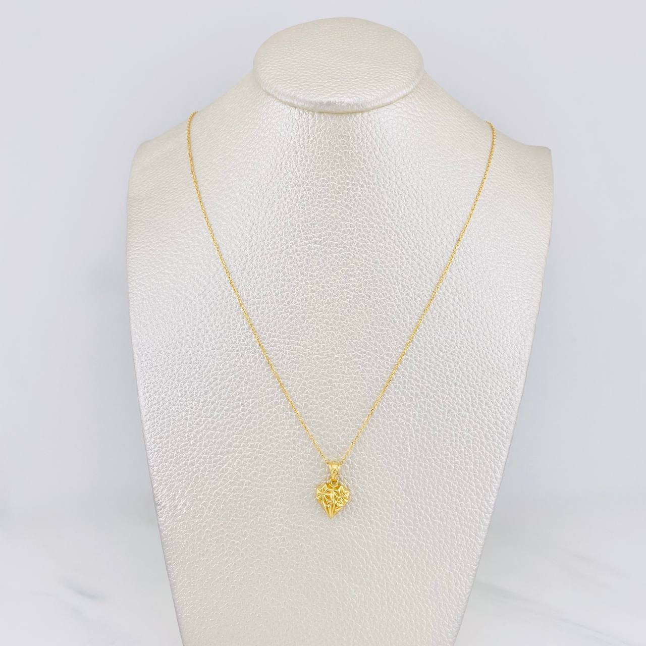 Set Cadena Aro Seguido + Dije Corazon Estelar / 2g / 45cm Oro Amarillo 18K