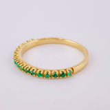 Anillo Carril Esmeraldas 19pts 1.55gr / T6 / Oro Amarillo 18K