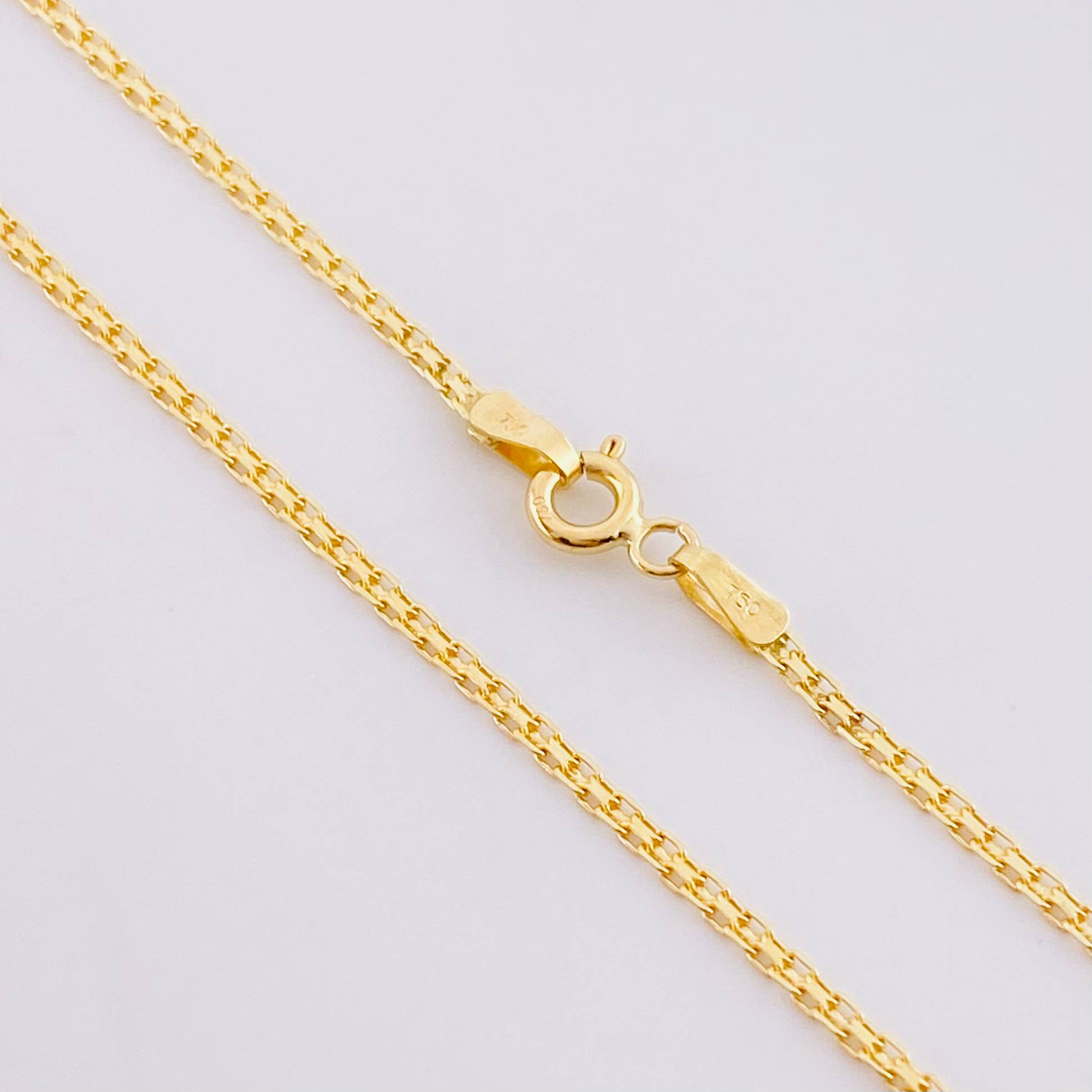 Cadena China 4g / 60cm / 1.6mm Oro Amarillo 18K