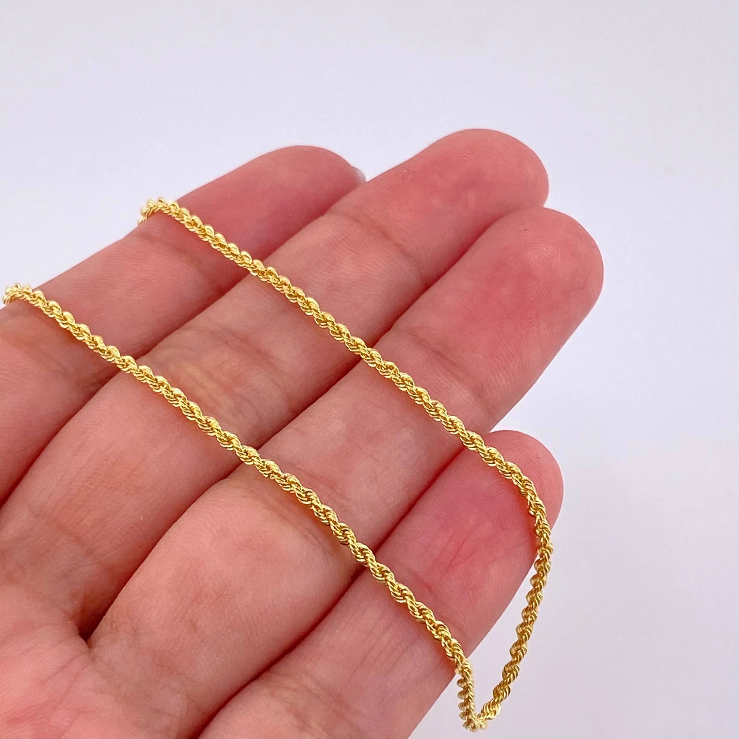 Cadena Lazo 1.65g / 45cm / 1.6mm Oro Amarillo 18K