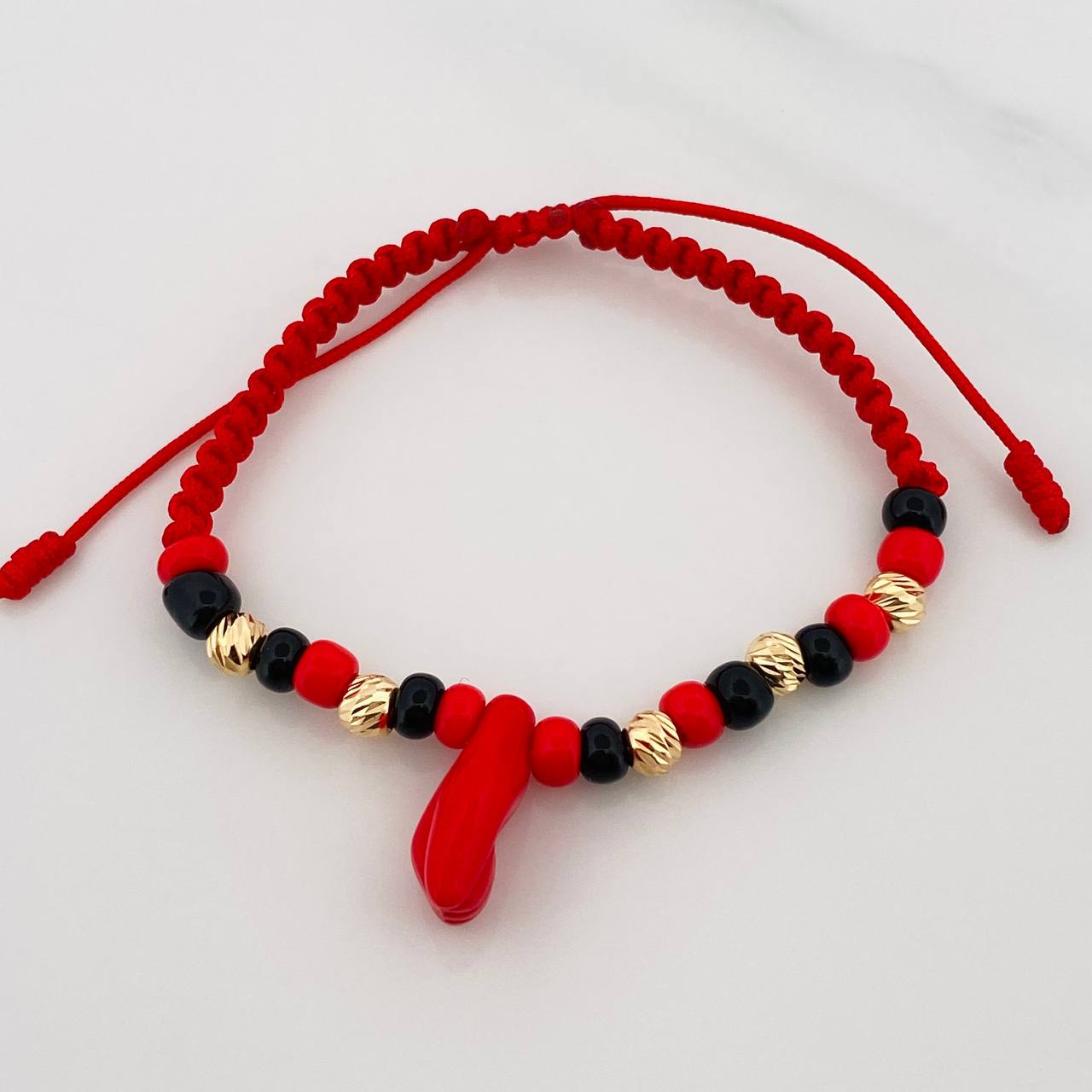 Pulsera Tejida Roja Proteccion Oro Amarillo 18K