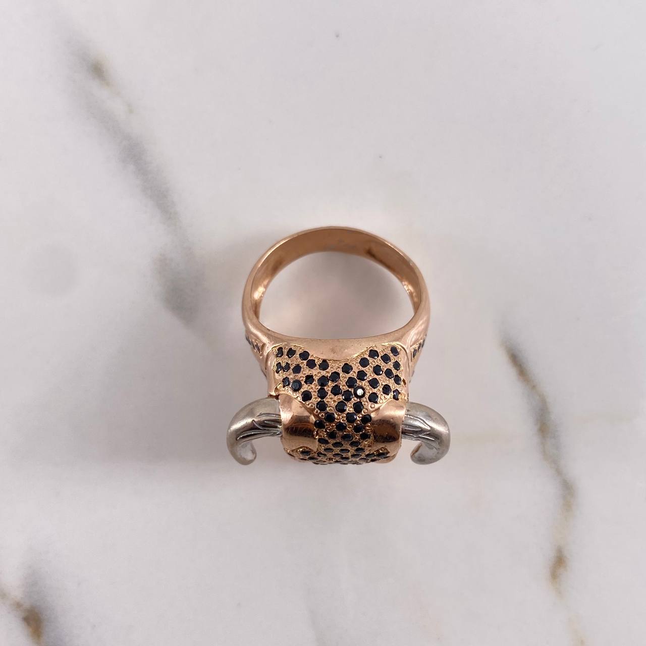 Anillo Toro 15.25gr / T10 / Circones Negros Fucsias Dos Oros Blanco Rosa 18K $