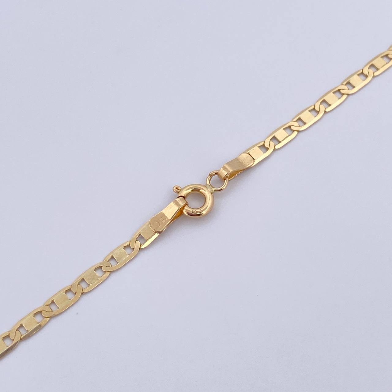 Cadena Escalera Plana 7.35gr / 59.8cm / 2.7mm Oro Amarillo +3 18K &