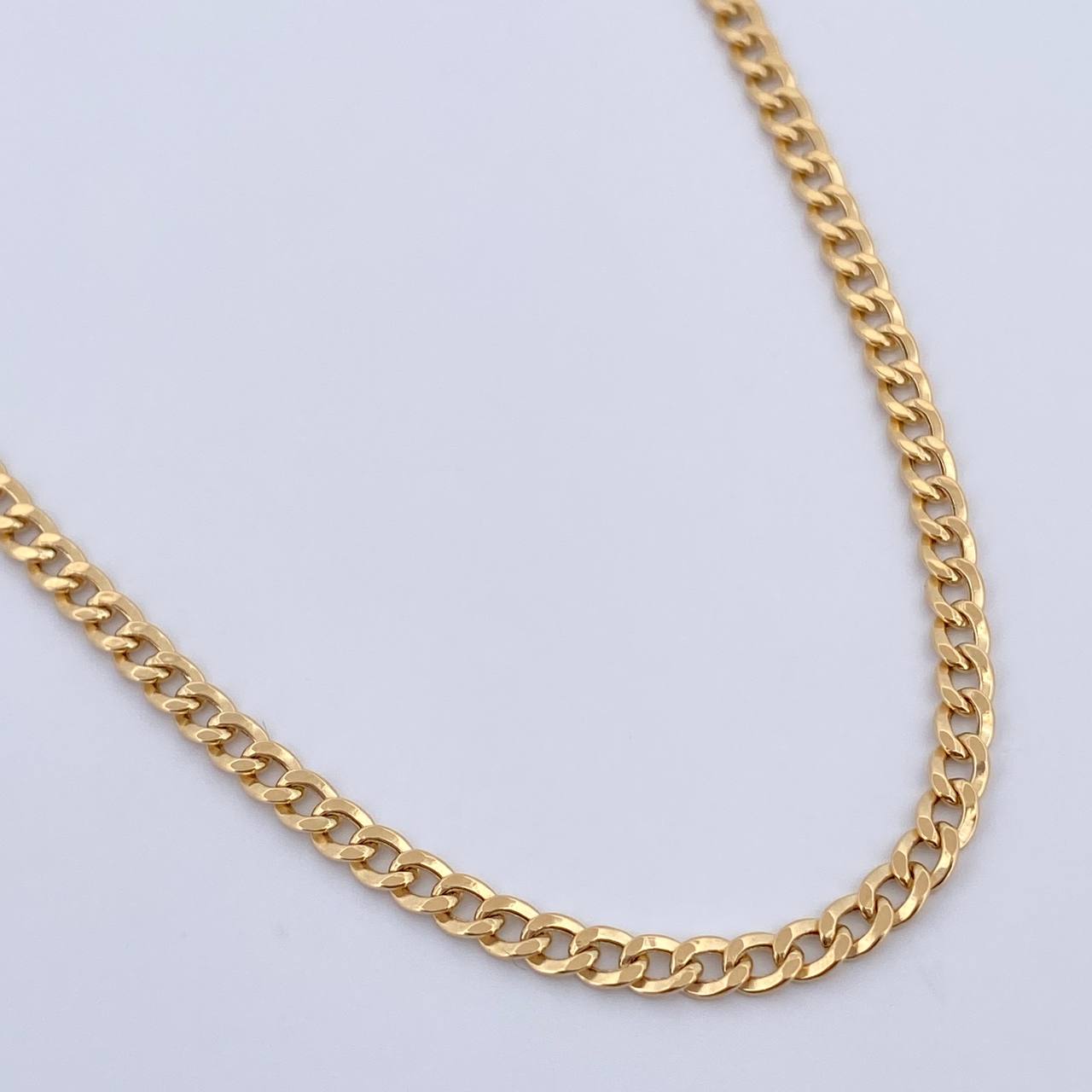 Cadena Cubana 6.6gr / 60.4cm / 2.7mm Oro Amarillo +0 18K &