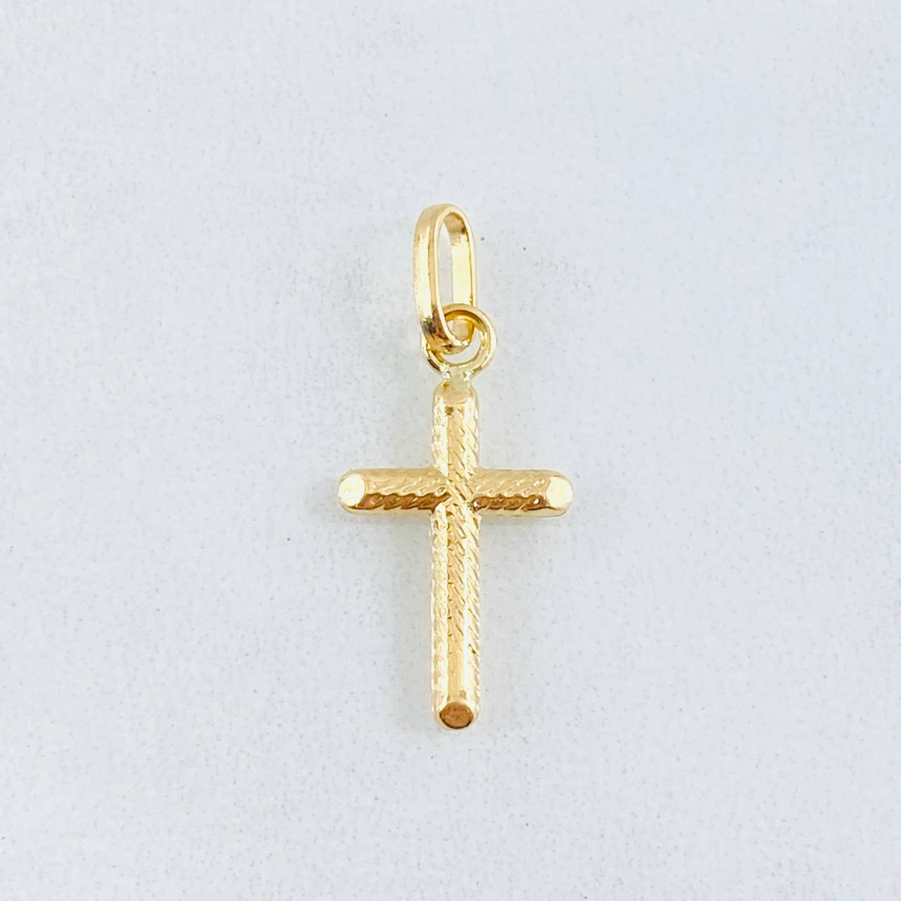 Dije Cruz 0.6gr / 2.3cm / Oro Amarillo 18K ©