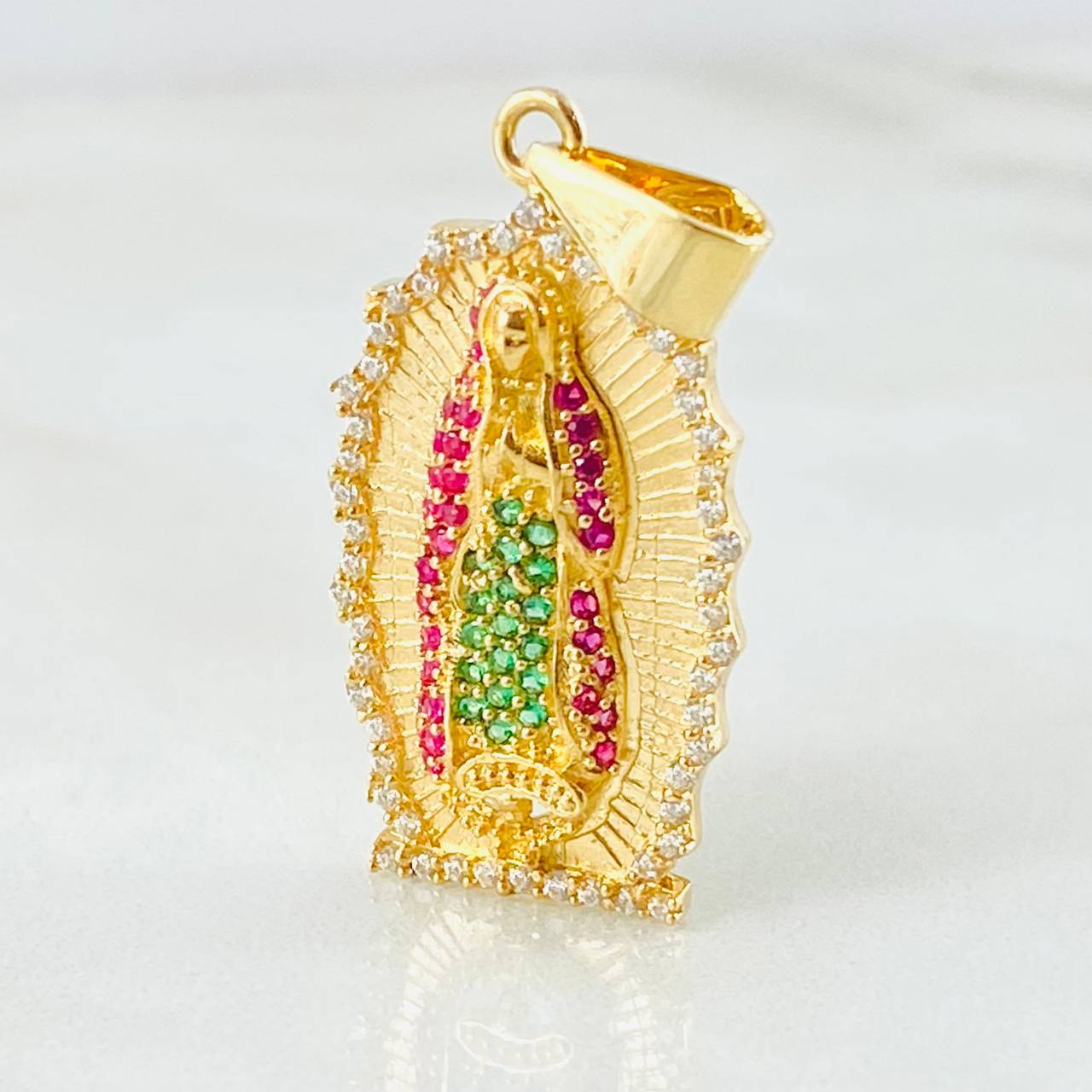 Dije Virgen Guadalupe 5.05gr / 3.5cm / Oro Amarillo 18K ©