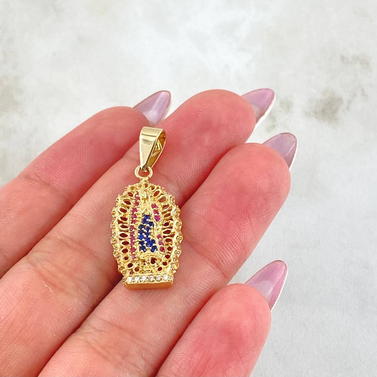 Dije Virgen Guadalupe 3.1gr / 3cm / Oro Amarillo 18K ©