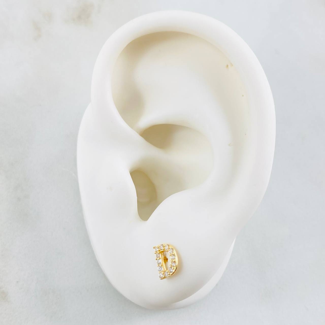 Topos Letra D 0.75gr / Oro Amarillo 18K *