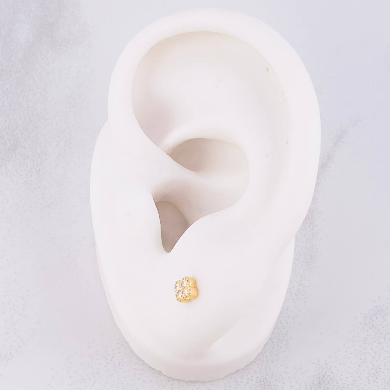 Topos Flor Trebol Esmeraldas 6pts 0.95g / 3.8mm Oro Amarillo 18K