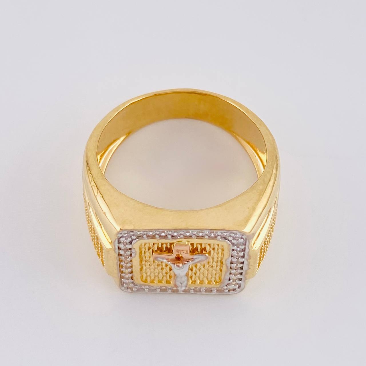 Anillo Amor Puro 14.2g / T11 1/4 Tres Oros 18K
