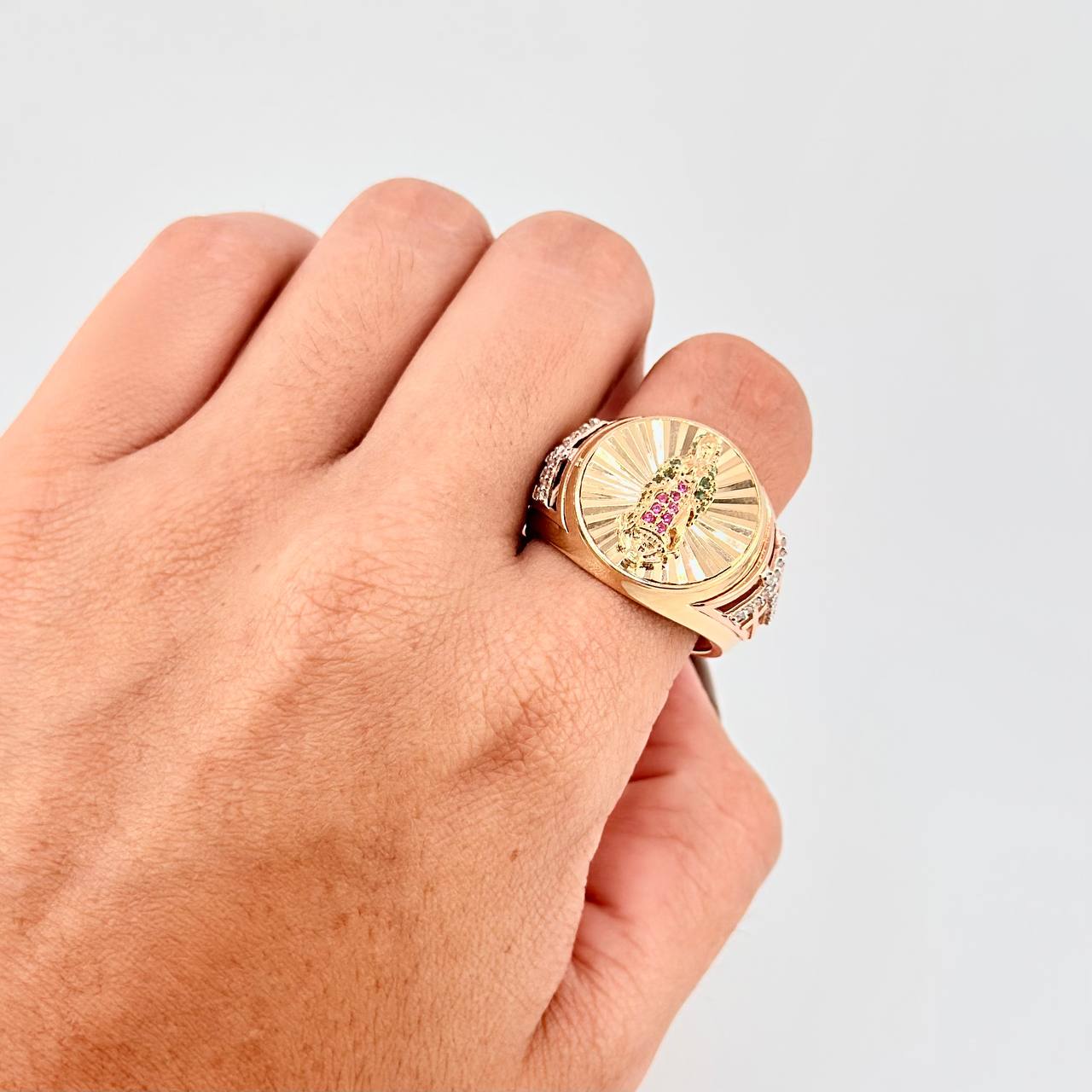 Anillo Virgen de Guadalupe 10.8g / T11 Tres Oros 18K