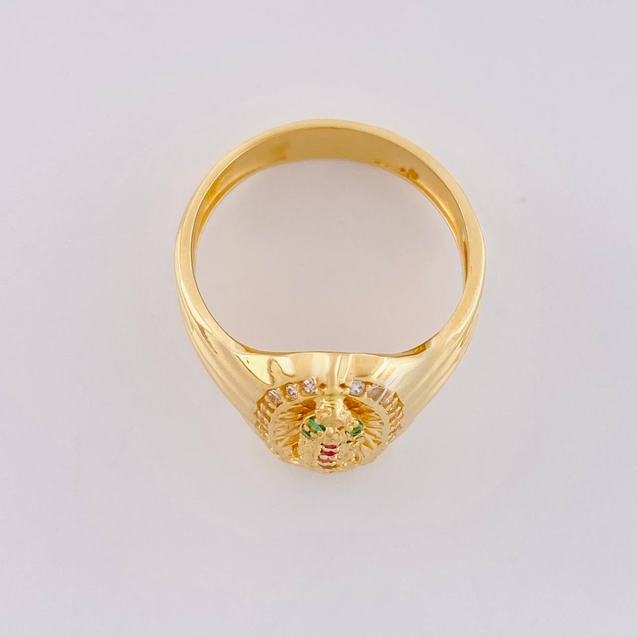 Anillo Virgen de Guadalupe 3.85g / T8 Oro Amarillo 18K