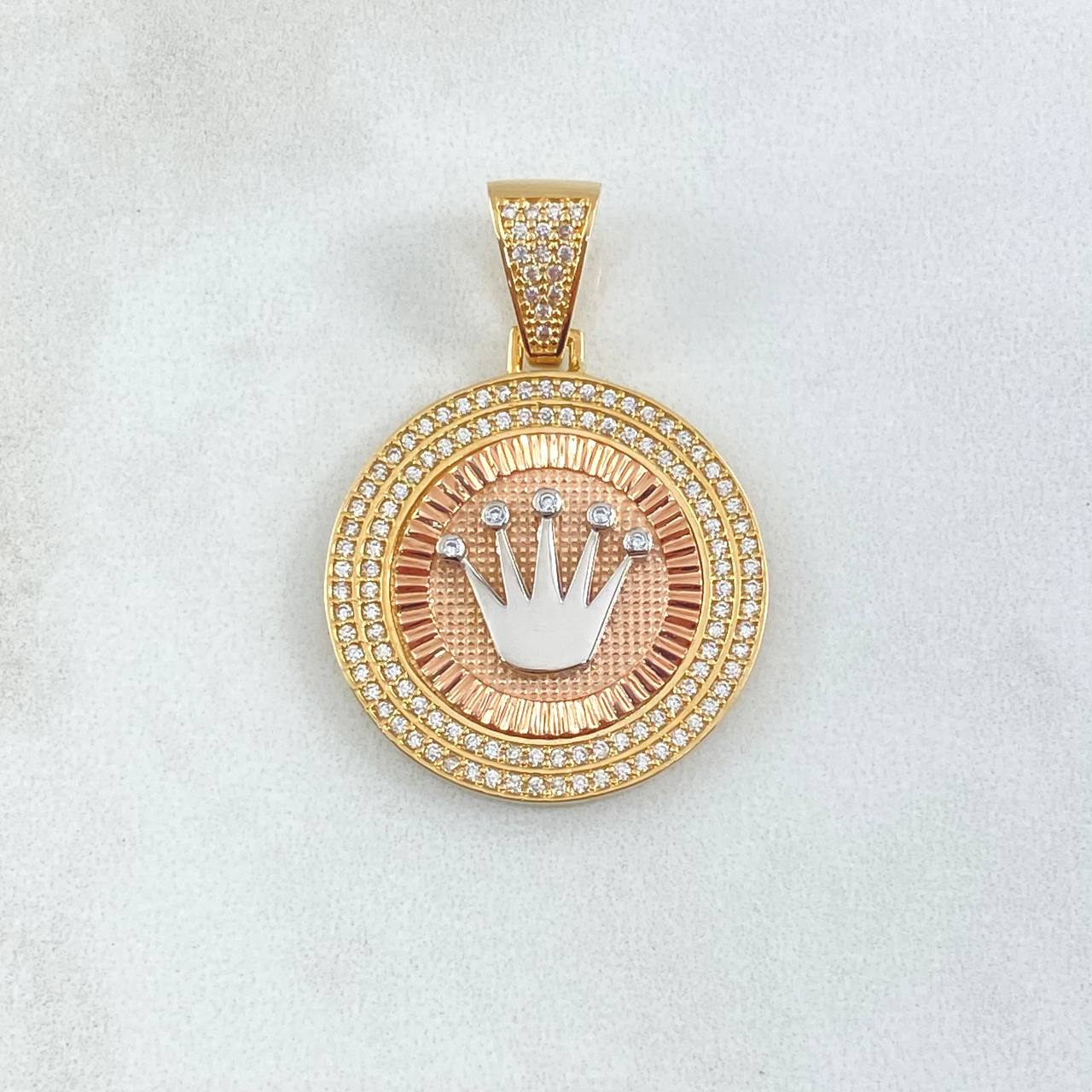Dije Medalla Corona RX 7gr / 3.7cm / Circones Blancos Tres Oros 18K