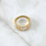 Anillo Tres Cruces 3.8gr / T7 / Circones Blancos Tres Oros 18K