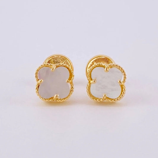 Topos Trébol Nacar Blanco 1.3 g / 6.3 mm Oro Amarillo 18K