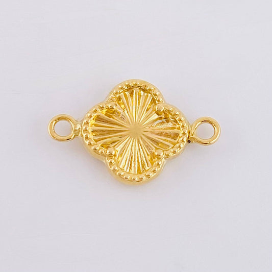 Herraje Trebol Dorado 0.6gr / 1.5cm / Oro Amarillo 18K