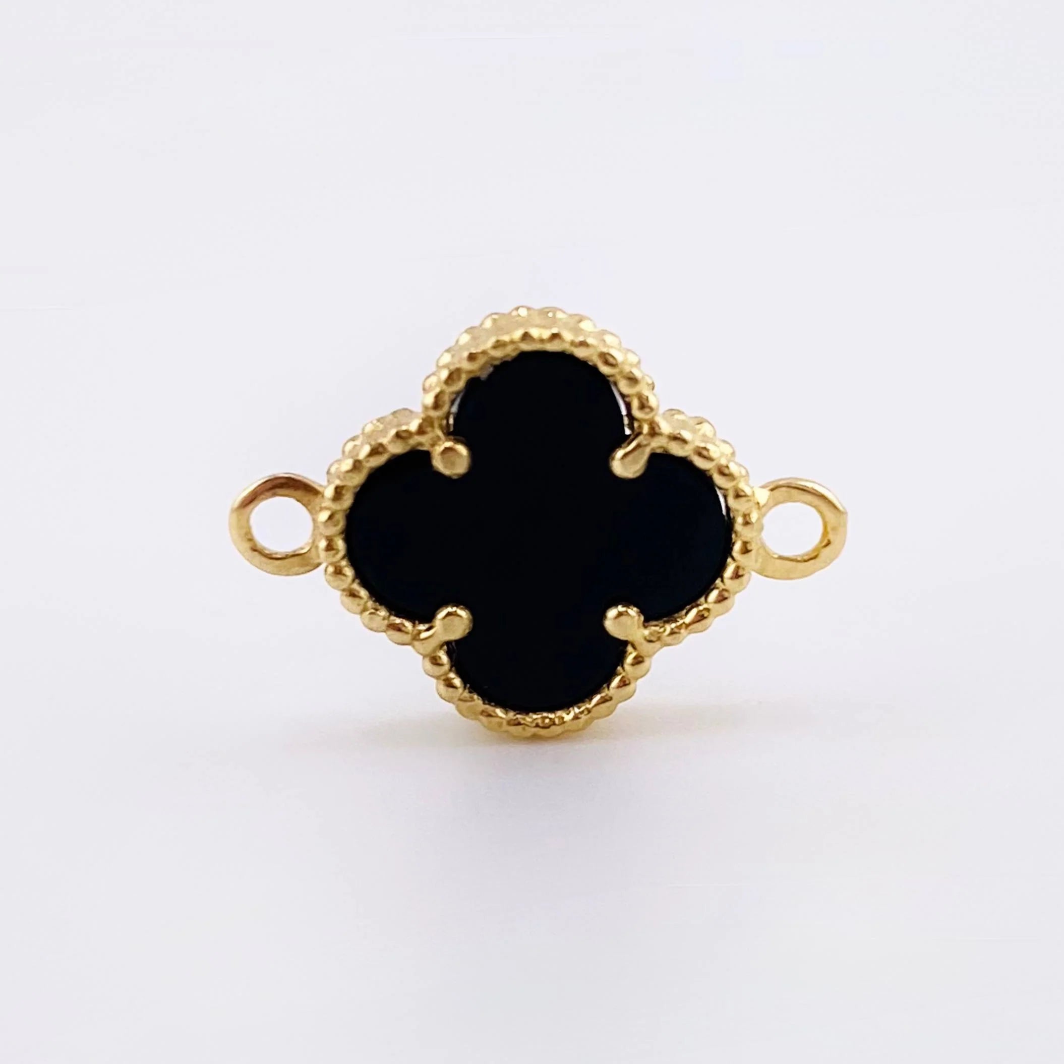 Herraje Trebol Onix Negro 0.75 g / 1.5 cm Oro Amarillo 18K