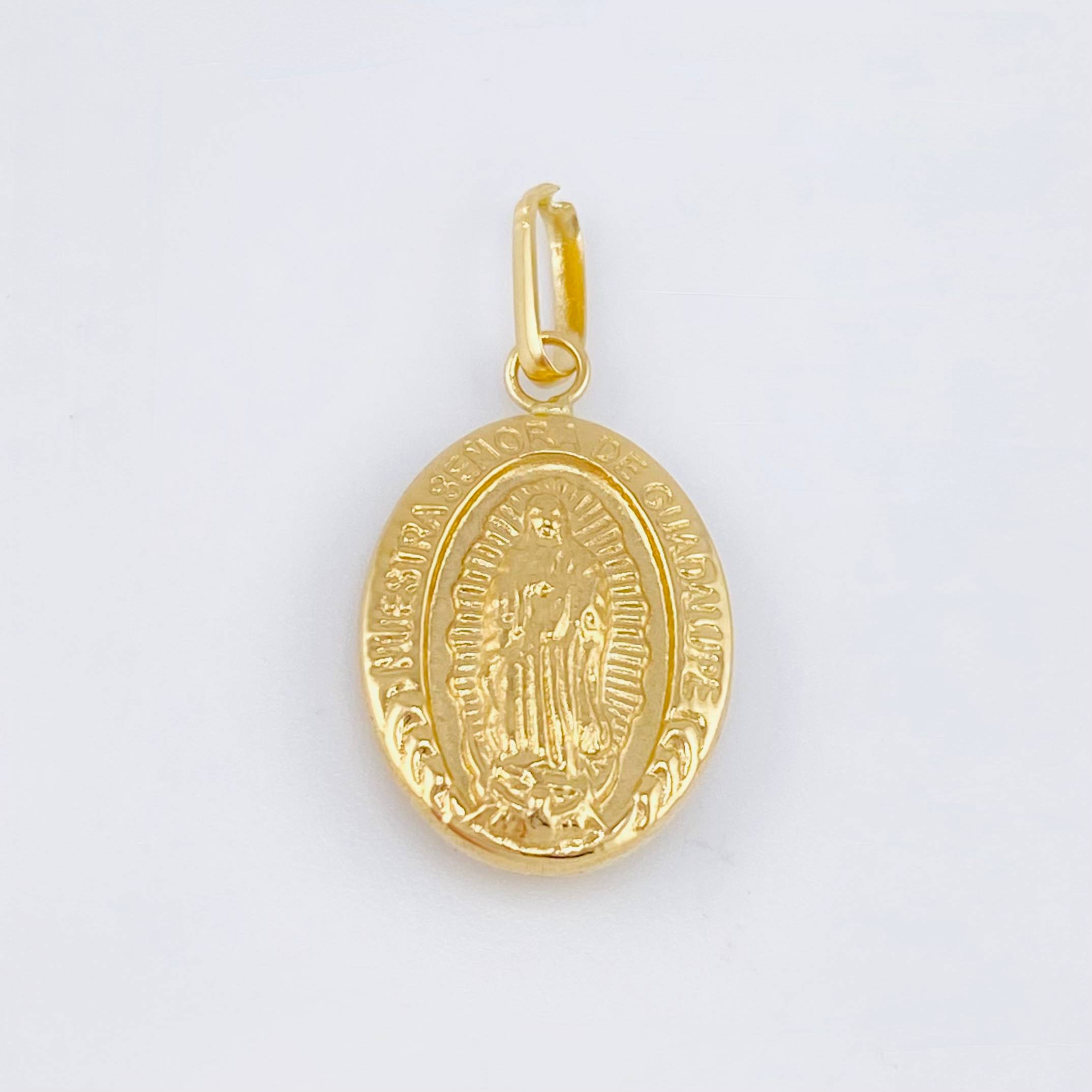 Dije Virgen Guadalupe 1.1gr / 2.8cm / Oro Amarillo 18K