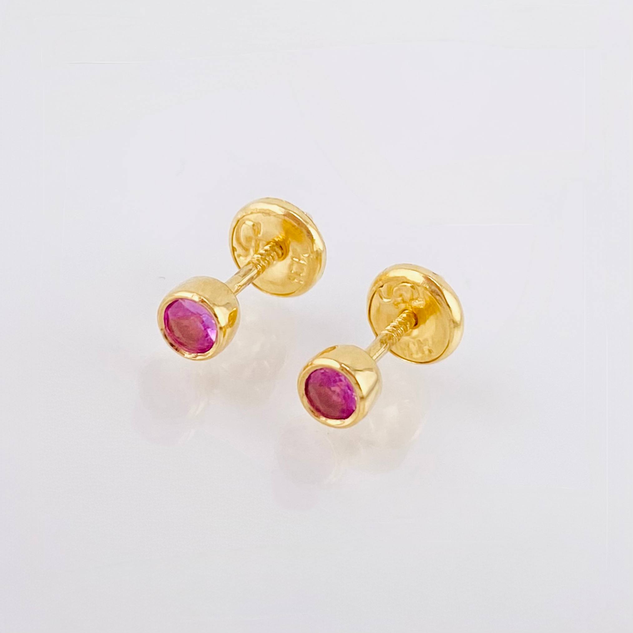 Topos Bisel Zafiros Rosados 26pts 0.95gr / 3.8mm Oro Amarillo 18K