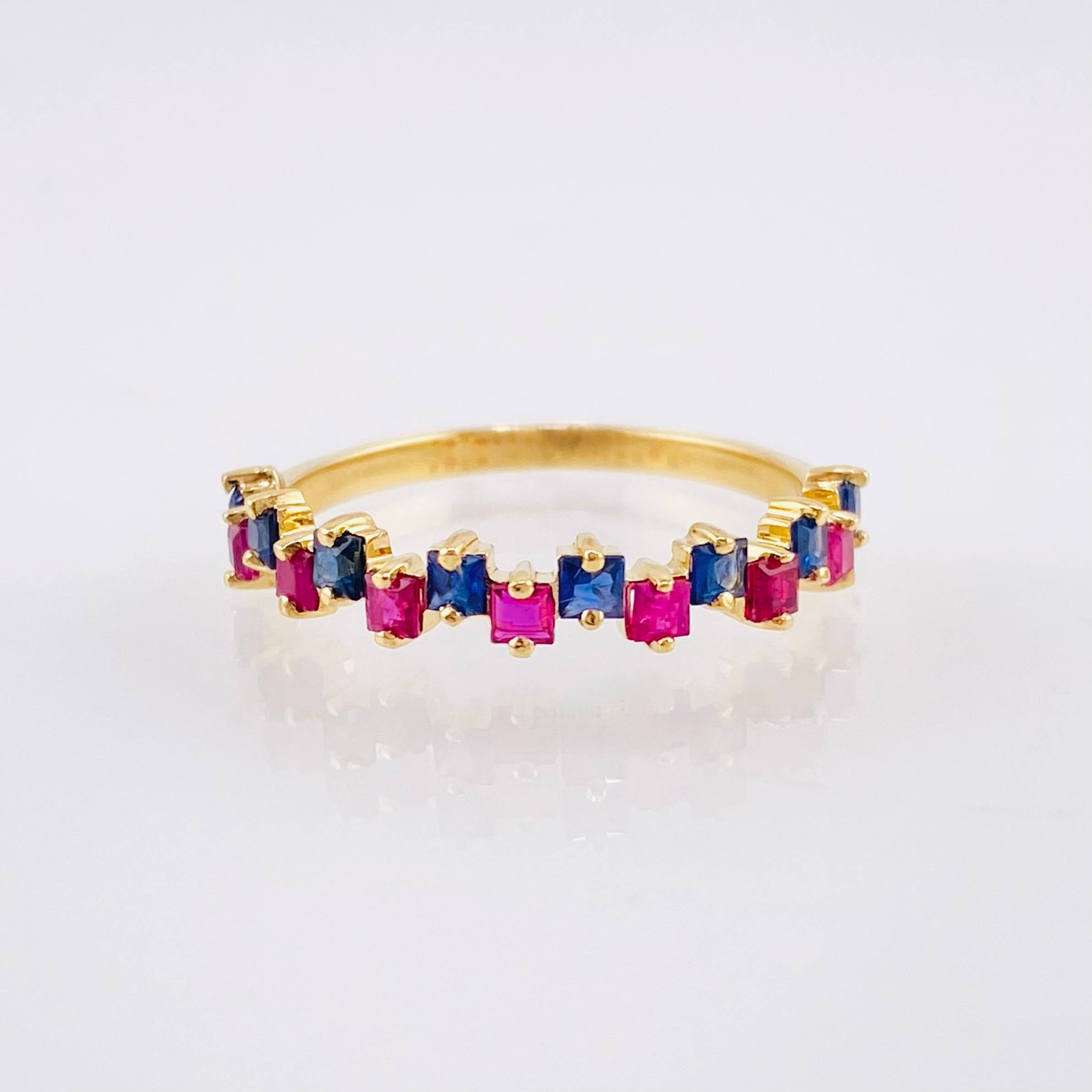 Anillo Carril Zafiros Azules Fucsias 74pts 1.8gr / T7 / Oro Amarillo 18K